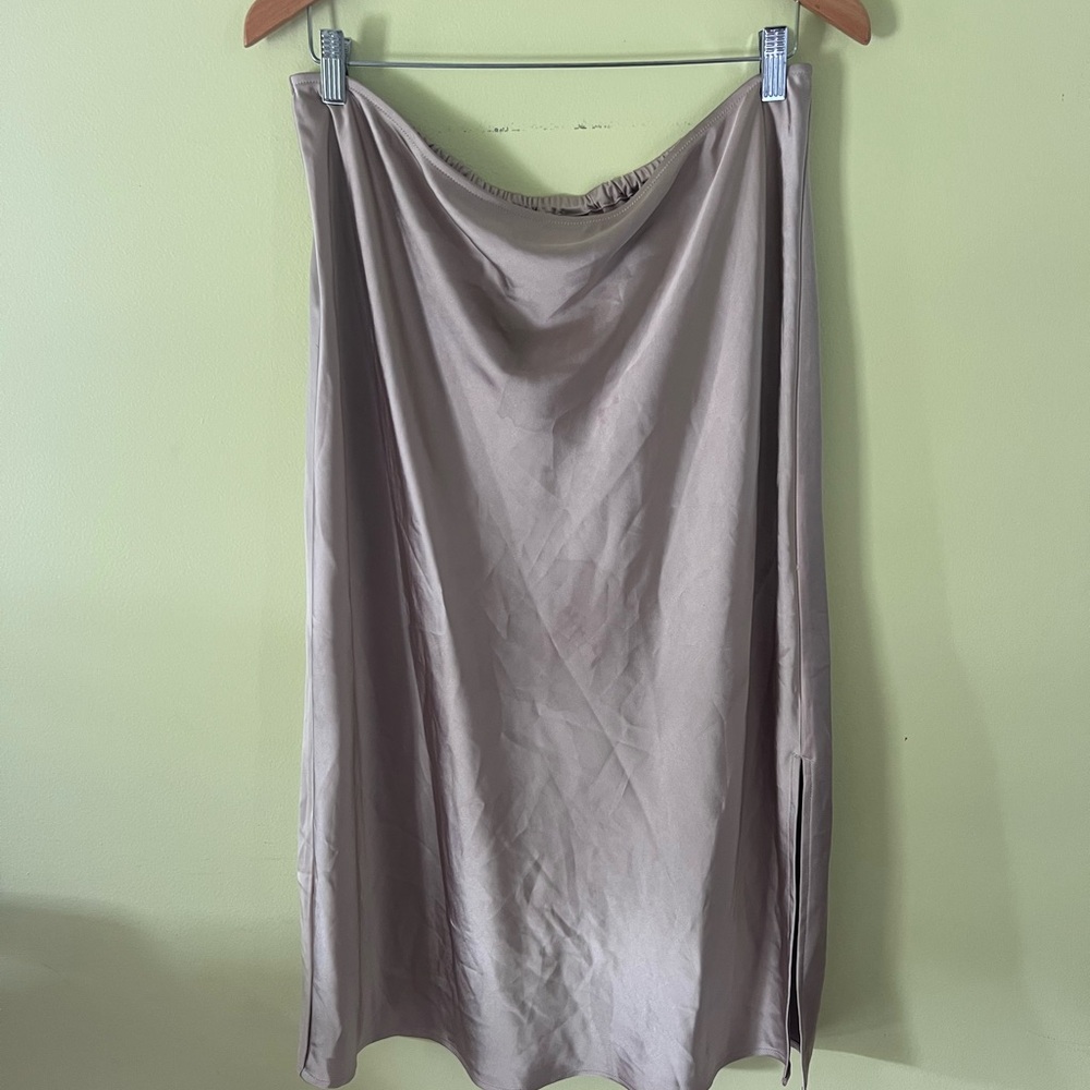 Elegant Gold Old Navy Women's Skirt